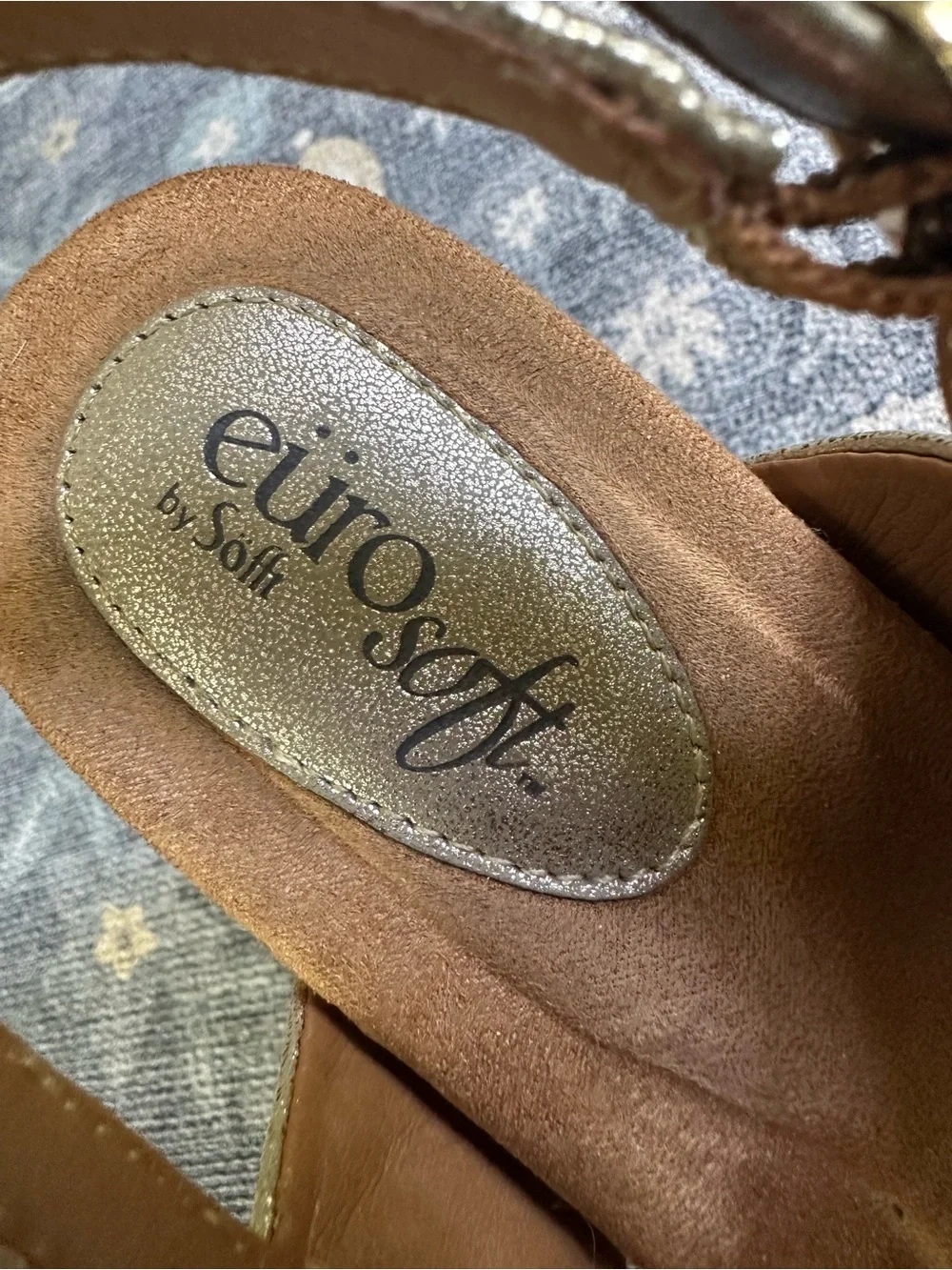 Eurosoft by Sofft Kahley Gold Cork Wedge Sandals Size 7